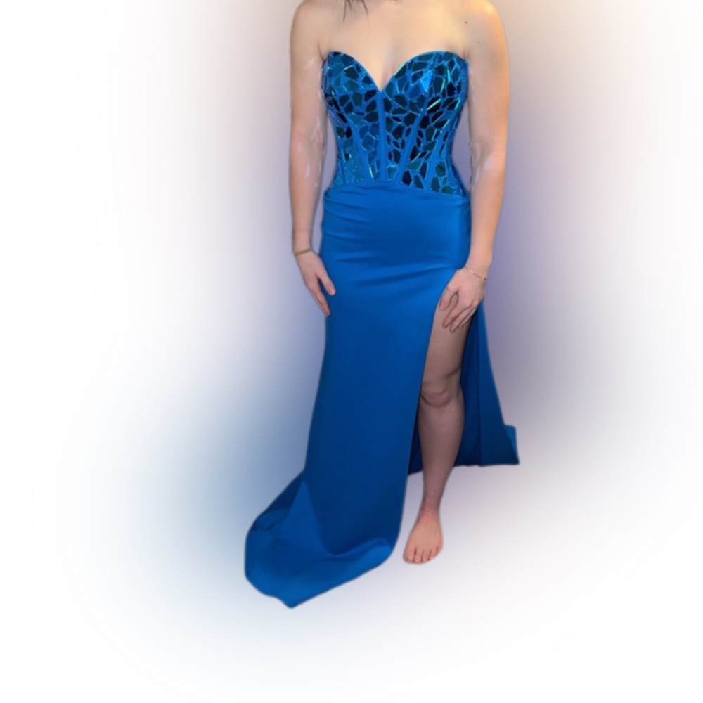 Sherri Hill Blue Sequin Embellished Gown
